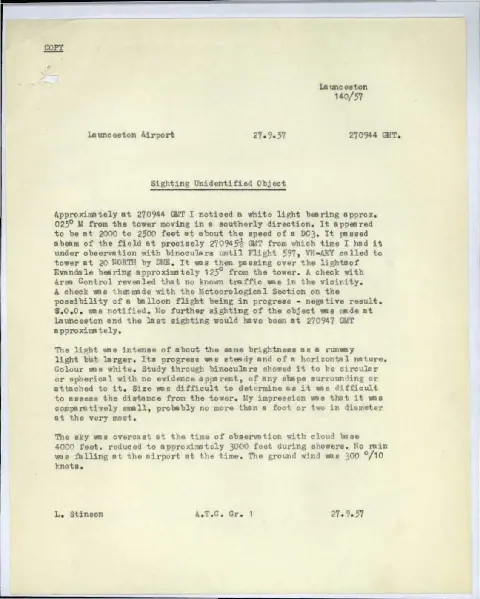 L Stinson's 27 September 1957 report of a white circular light observed from Launceston Airport tower