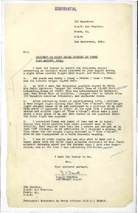 Lieutenant J A O'Farrell's signed 2 September 1954 report of two bright lights near his aircraft